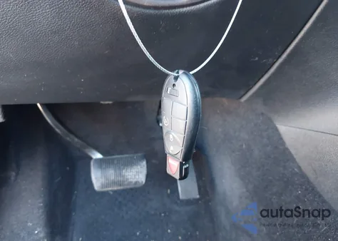 2011 Jeep Grand Cherokee Laredo from USA, damaged, VIN 1J4RS4GG4BC539003